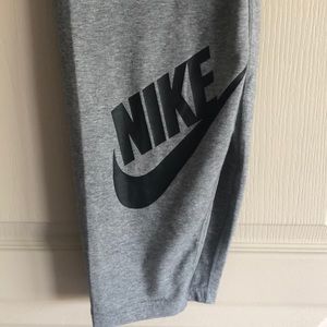 Nike women’s leggings